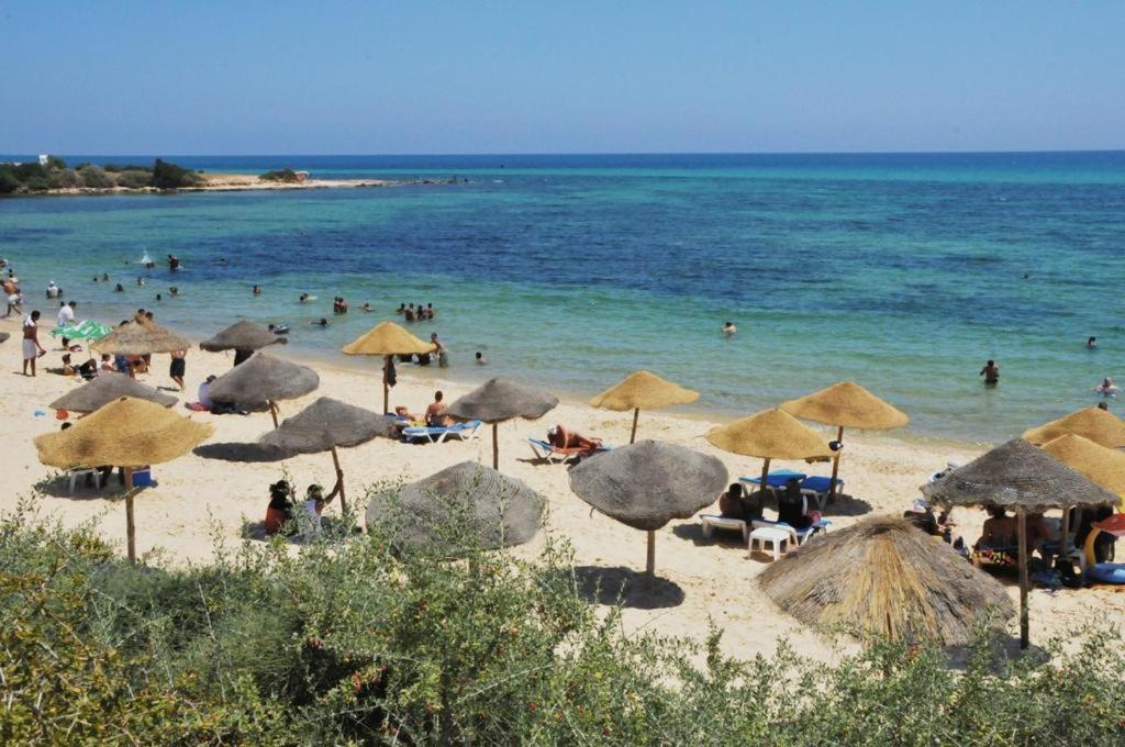 Hotel Romane Al-Hammamat Bagian luar foto