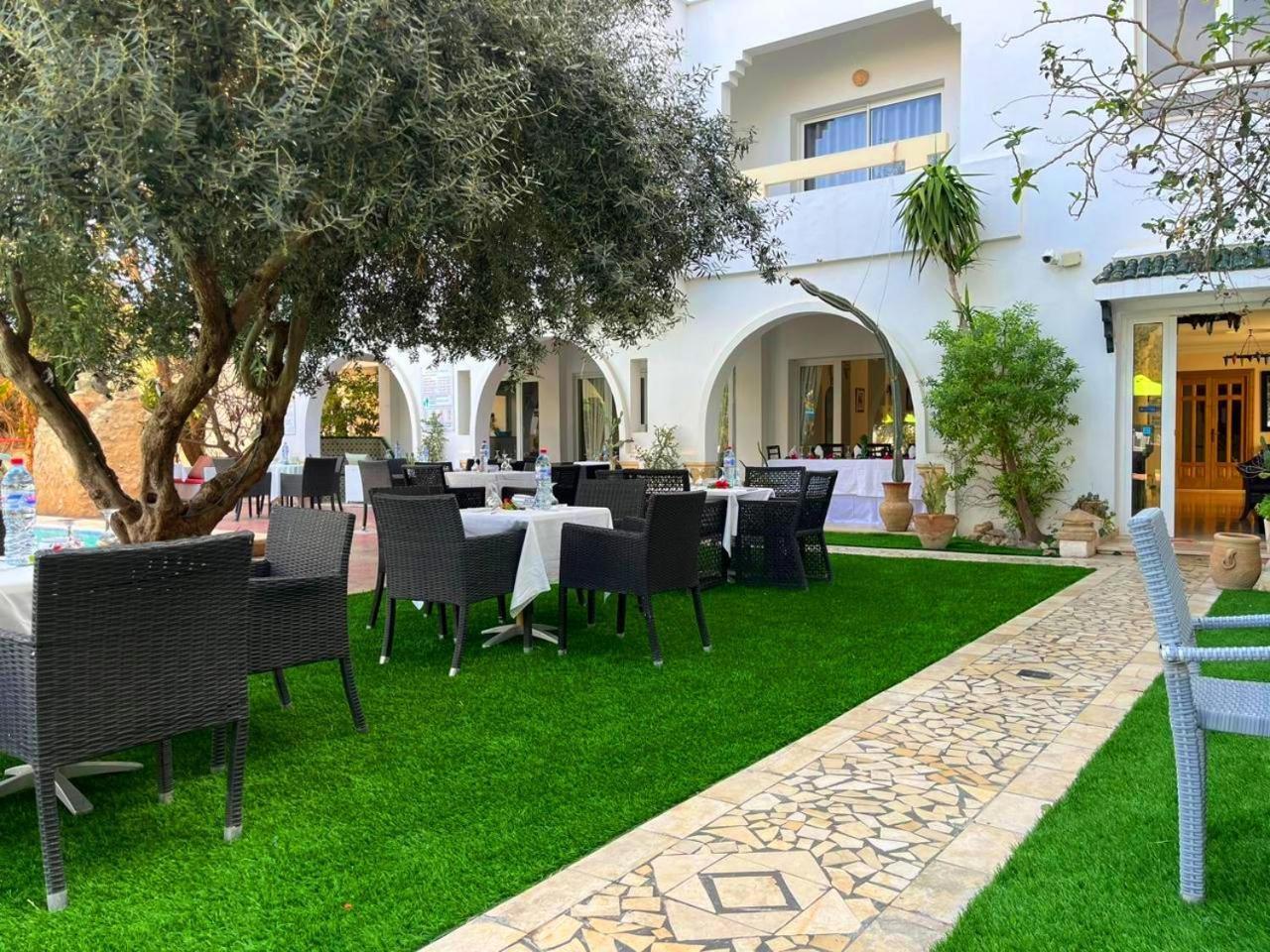 Hotel Romane Al-Hammamat Bagian luar foto