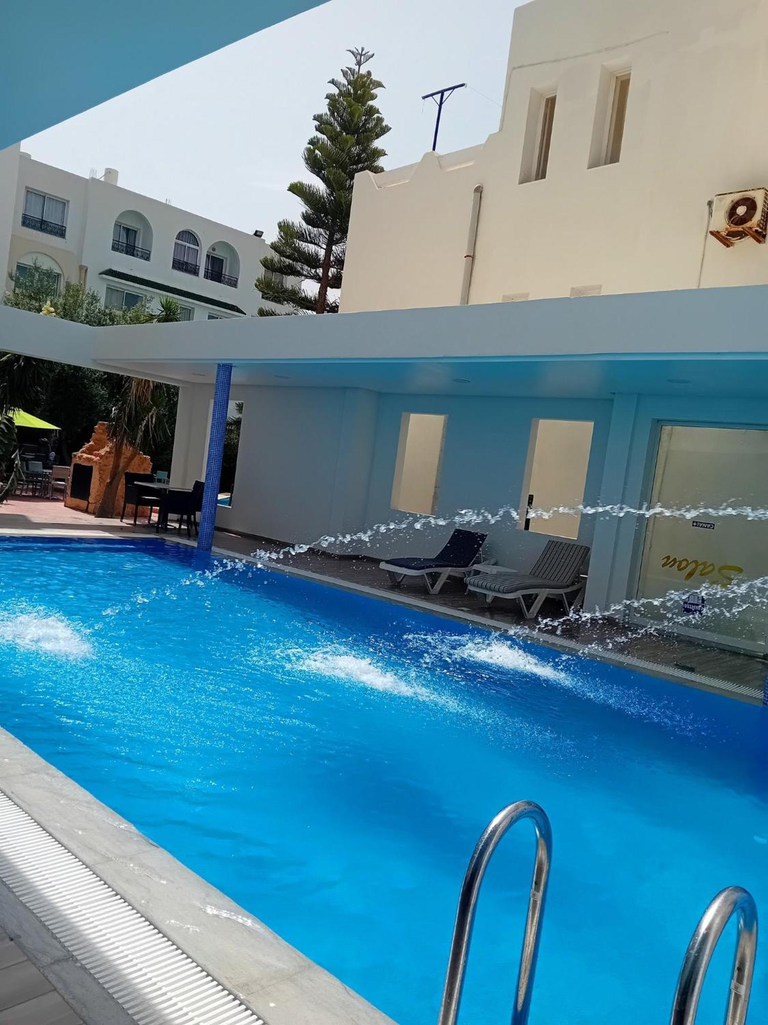 Hotel Romane Al-Hammamat Bagian luar foto